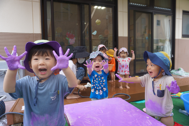１歳　えのぐぬたくり